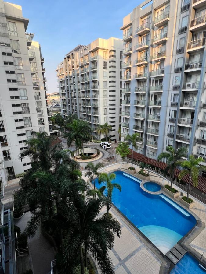 Resorts World Condo Manila Exterior foto