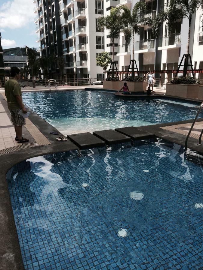 Resorts World Condo Manila Exterior foto